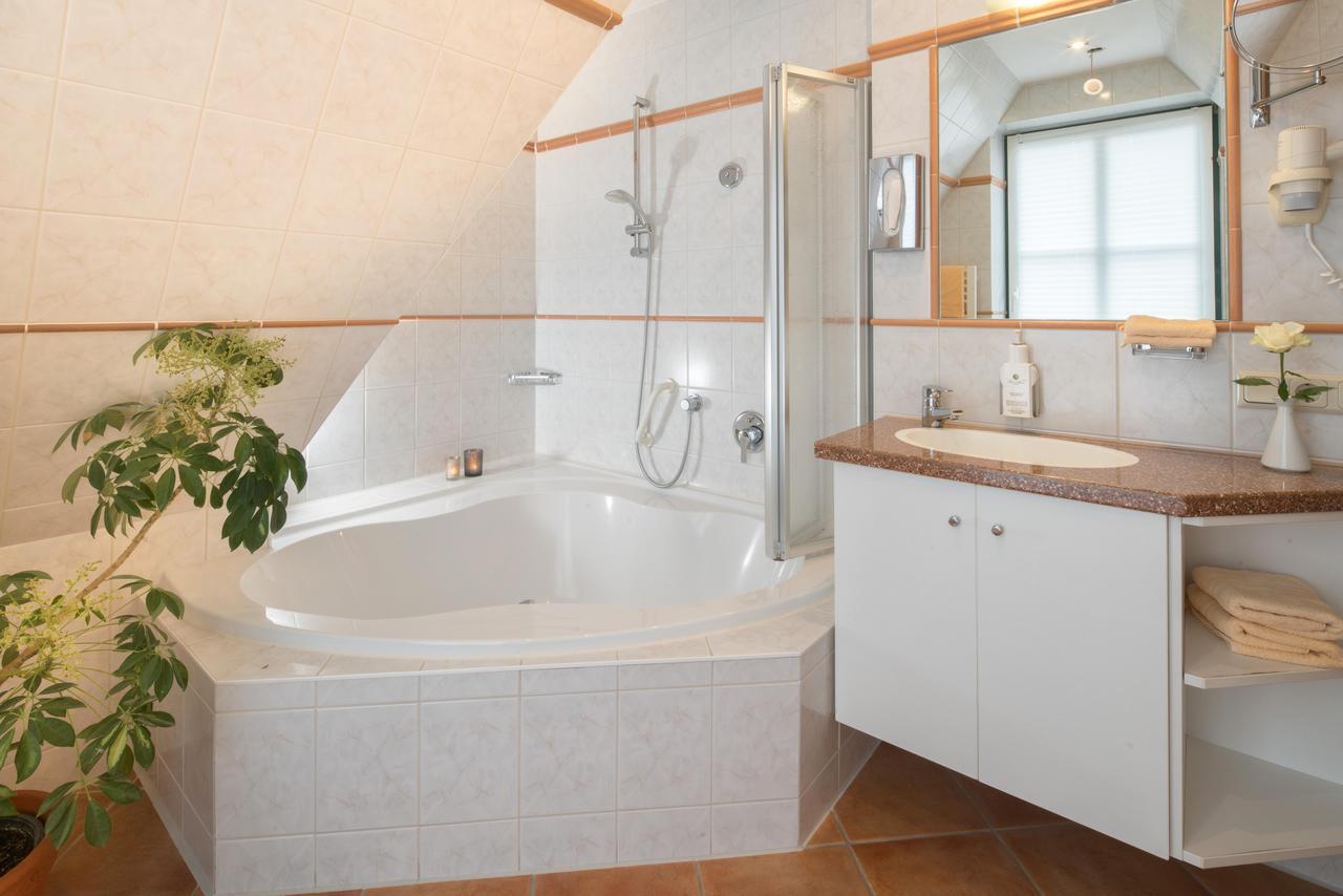 Hotel Altes Zollhaus Horumersiel Luaran gambar